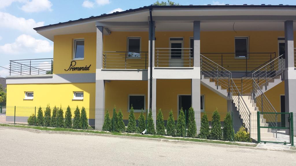 Promenad Apartmany Veľký Meder Extérieur photo