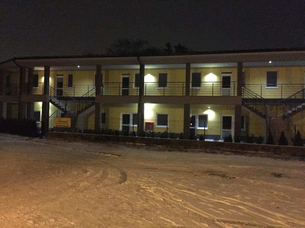 Promenad Apartmany Veľký Meder Extérieur photo