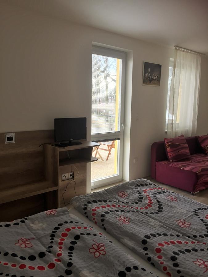 Promenad Apartmany Veľký Meder Extérieur photo